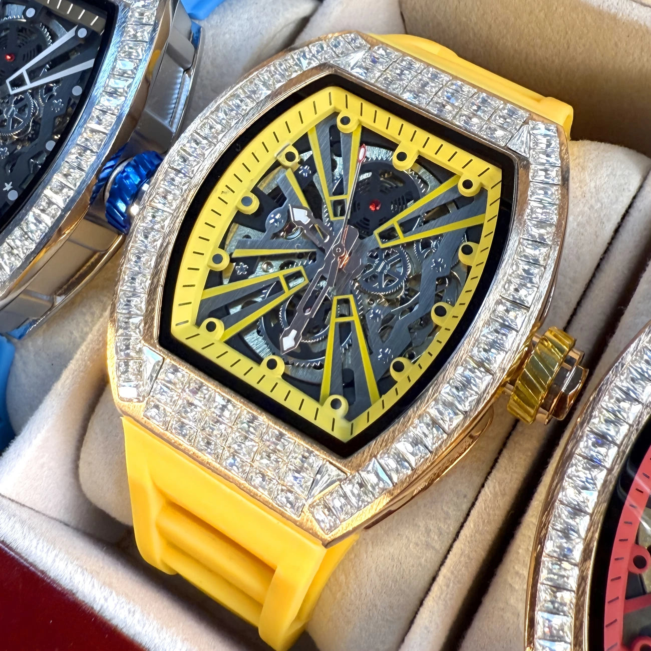 Luxury Skeleton Automatic Watch for Men – Diamond Bezel, Transparent Dial, Mechanical Movement, High-End Fashion Timepiece